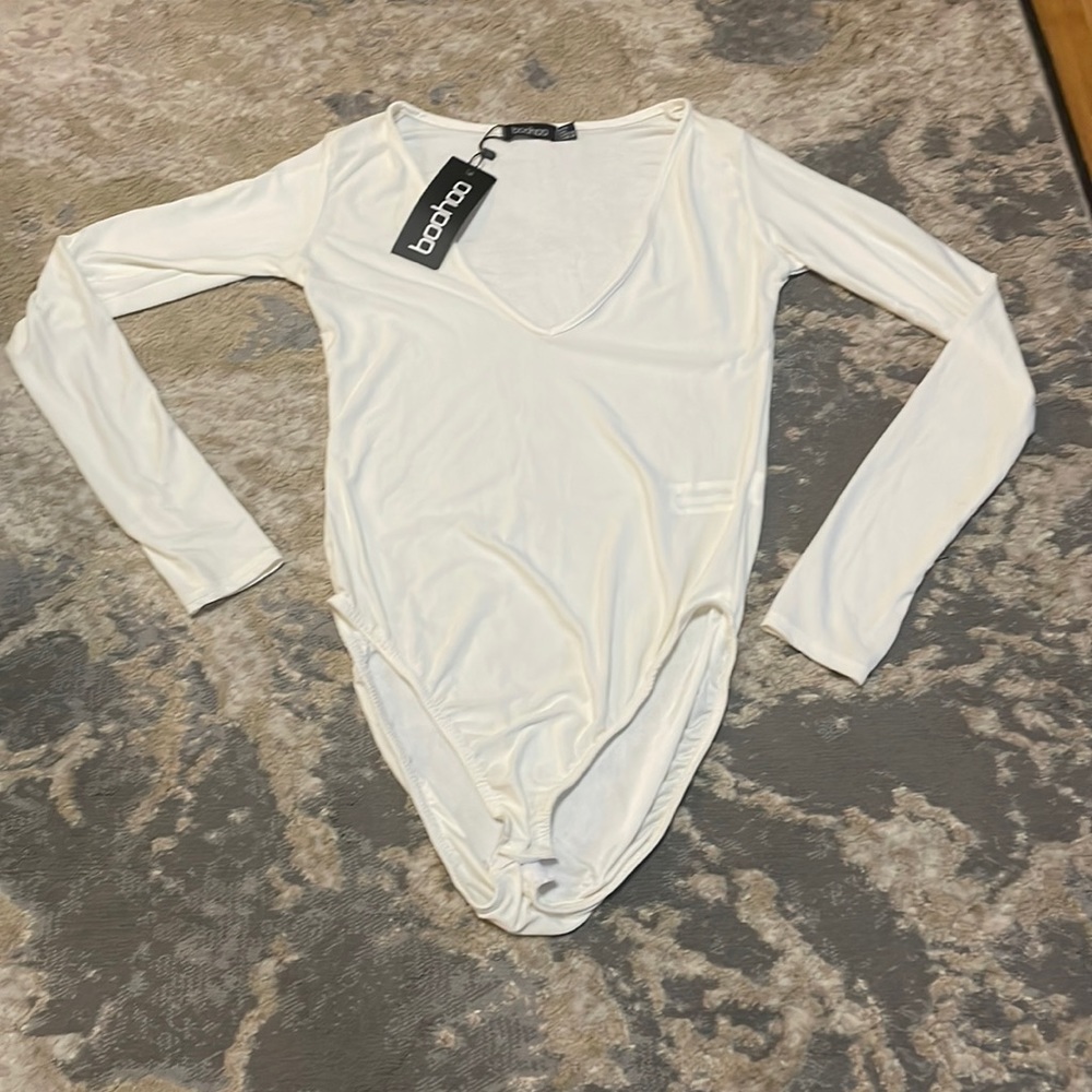 White bodysuit boohoo